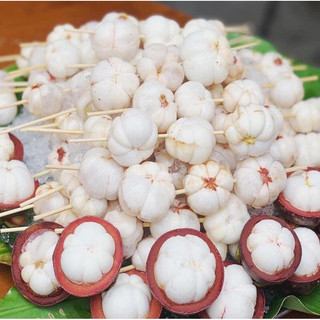 Măng cụt chín bóc sẵn