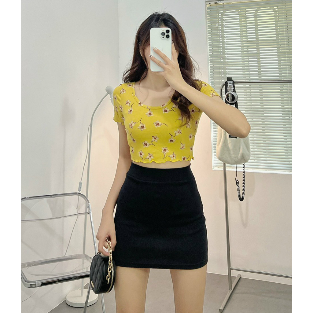 Áo cổ tròn cuốn biên