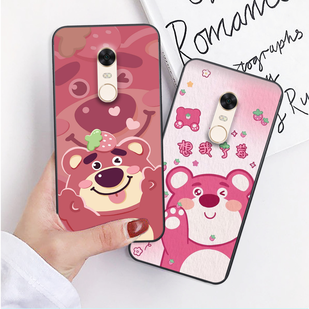 Ốp lưng Xiaomi Redmi Note 3 / Redmi Note 4/ Note 4x / Redmi 5 / Redmi 5 Plus gấu dâu Lotso cute giá rẻ mới nhất cực đẹp