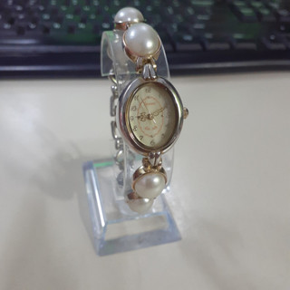Đồng hồ nữ xinh lắc tay Lucero second hand si Nhật
