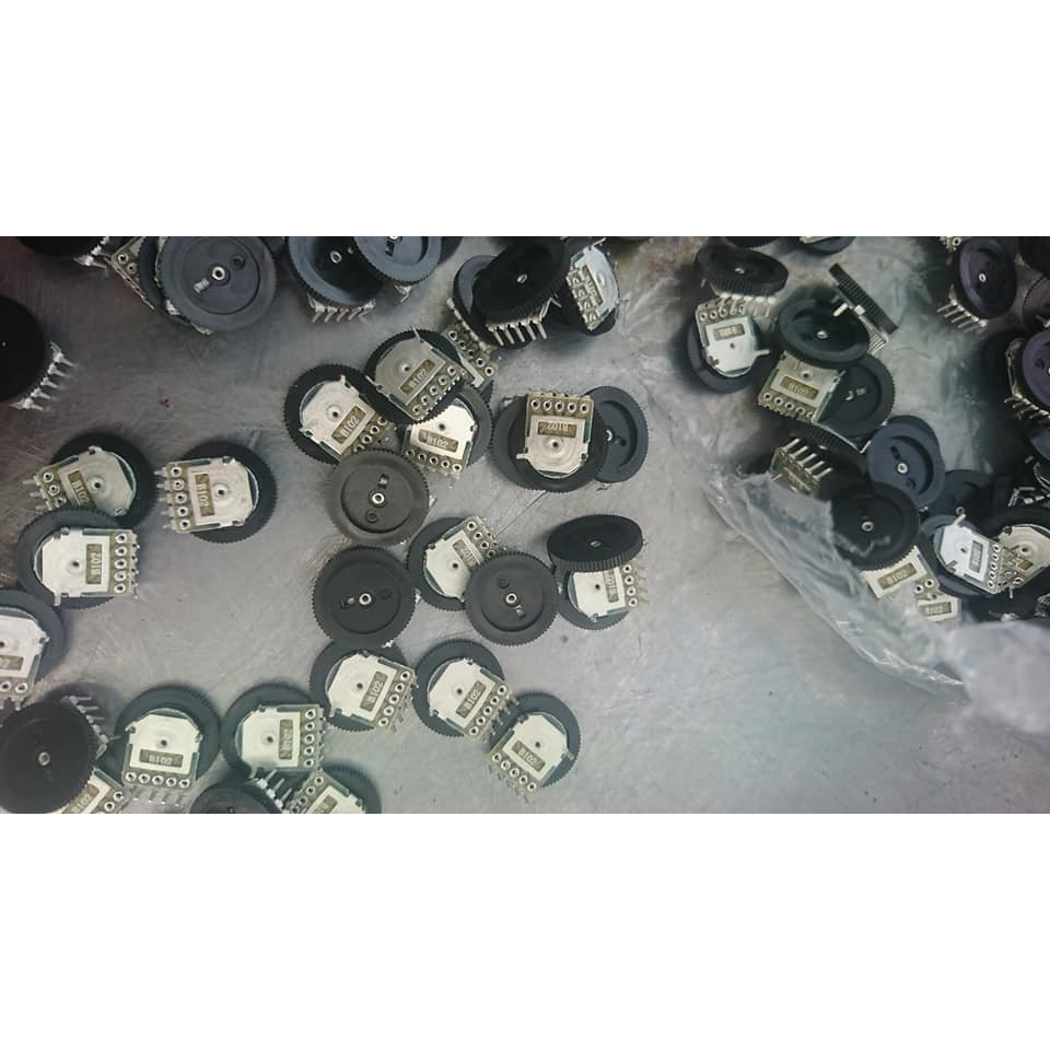 5 cái volum tai nghe b102
