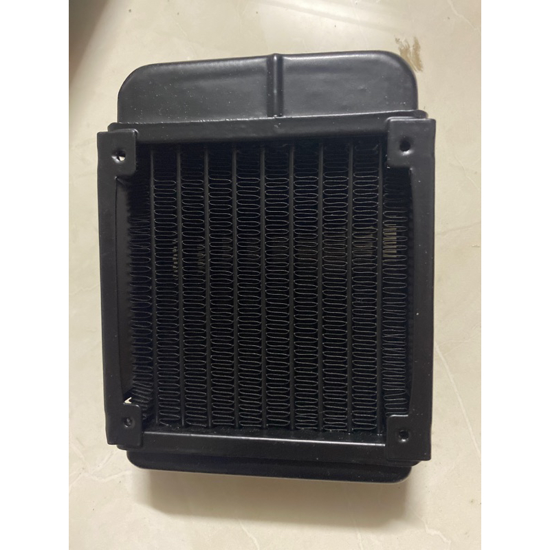 Két nước làm mát mini 13x10