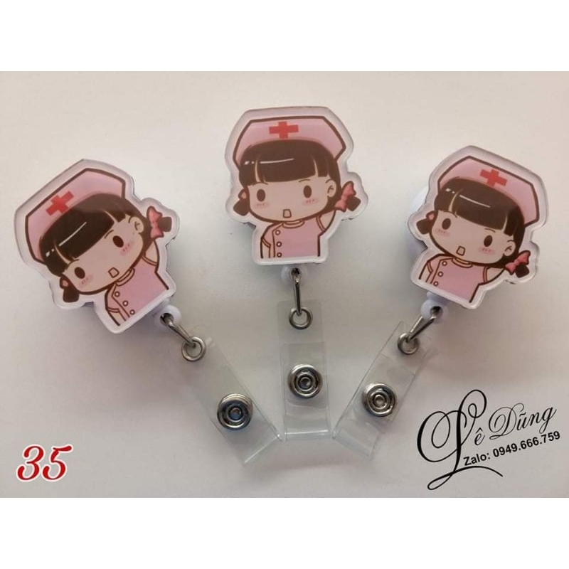 Móc đeo thẻ tên ngành Y. .