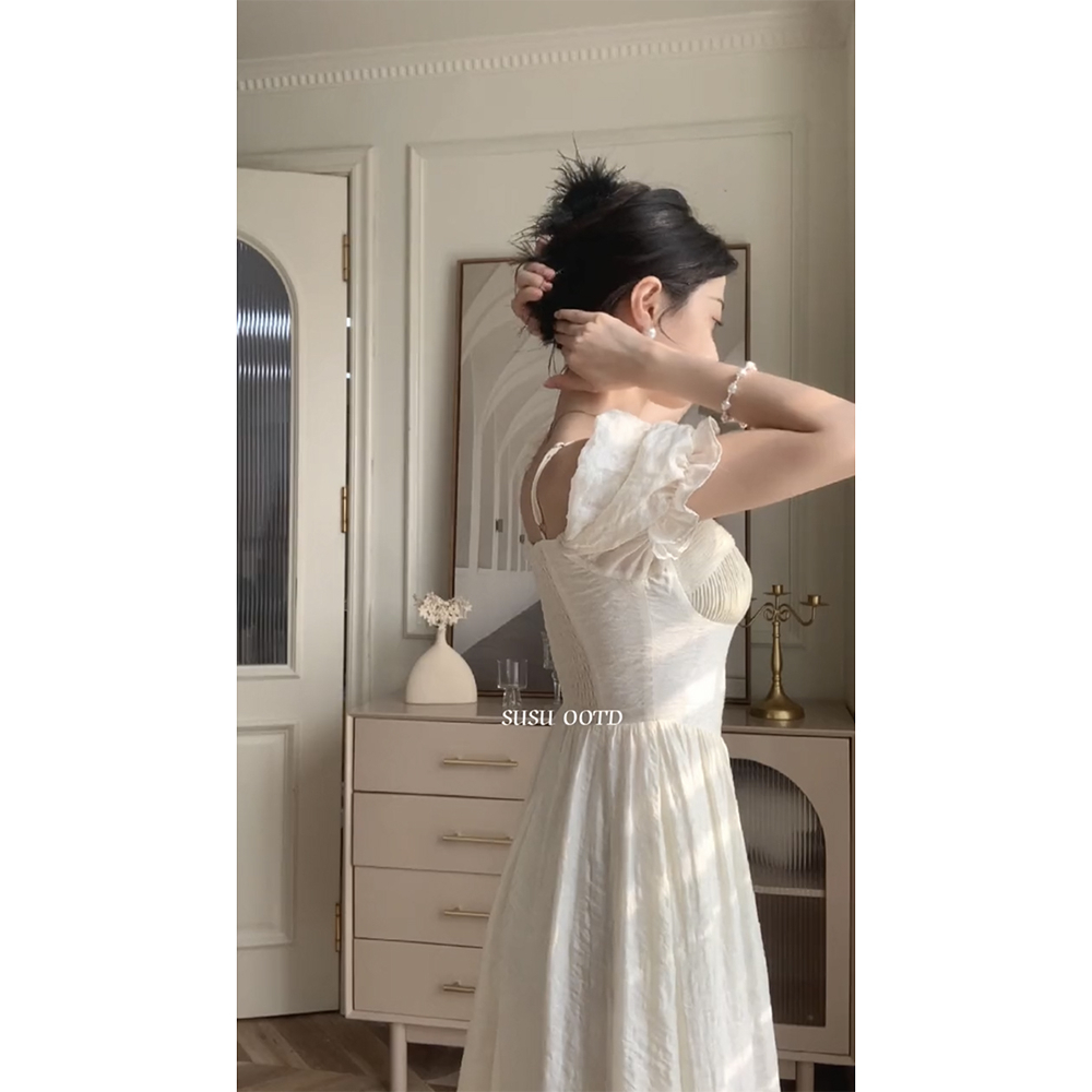 Levi Dress - Váy 2 dây trễ vai