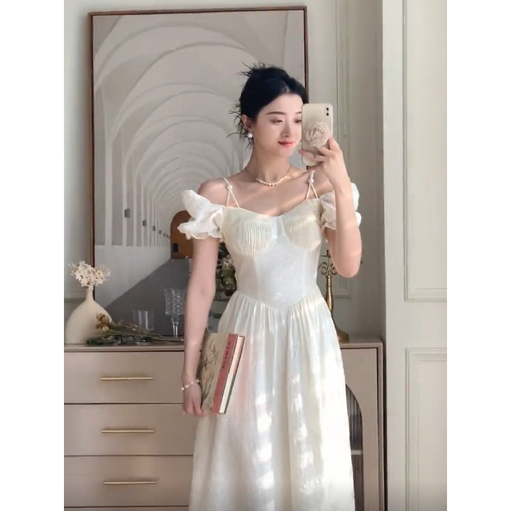 Levi Dress - Váy 2 dây trễ vai