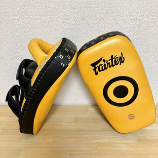 Đích Đá Fairtex KPLC5 Microfiber Curved Kick Pads Tiêu Chuẩn