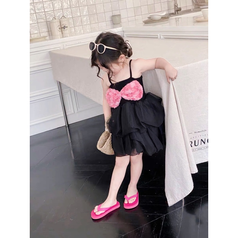 Váy đầm đen nơ hồng cho bé gái 10-28kg
