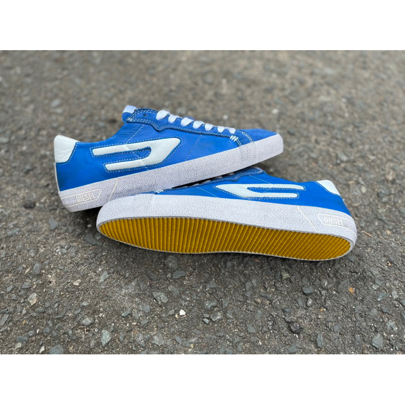 Giày thời trang nam diesel