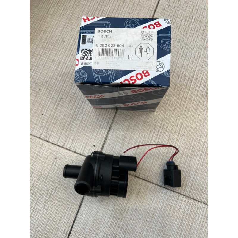 BƠM NƯỚC ĐIỆN BOSCH NGẮN 12V