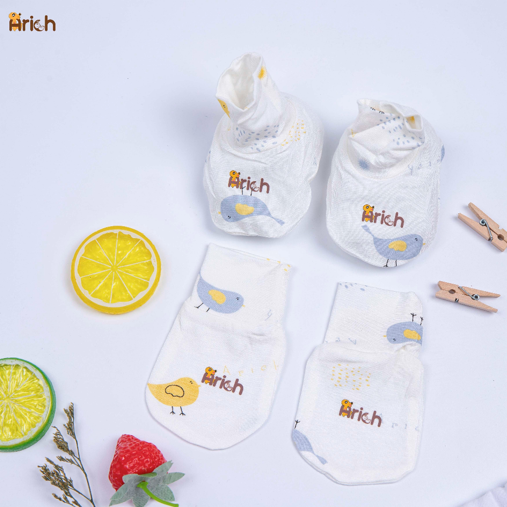 Set bao tay và bao chân Arich phối họa tiết xinh xắn cho bé