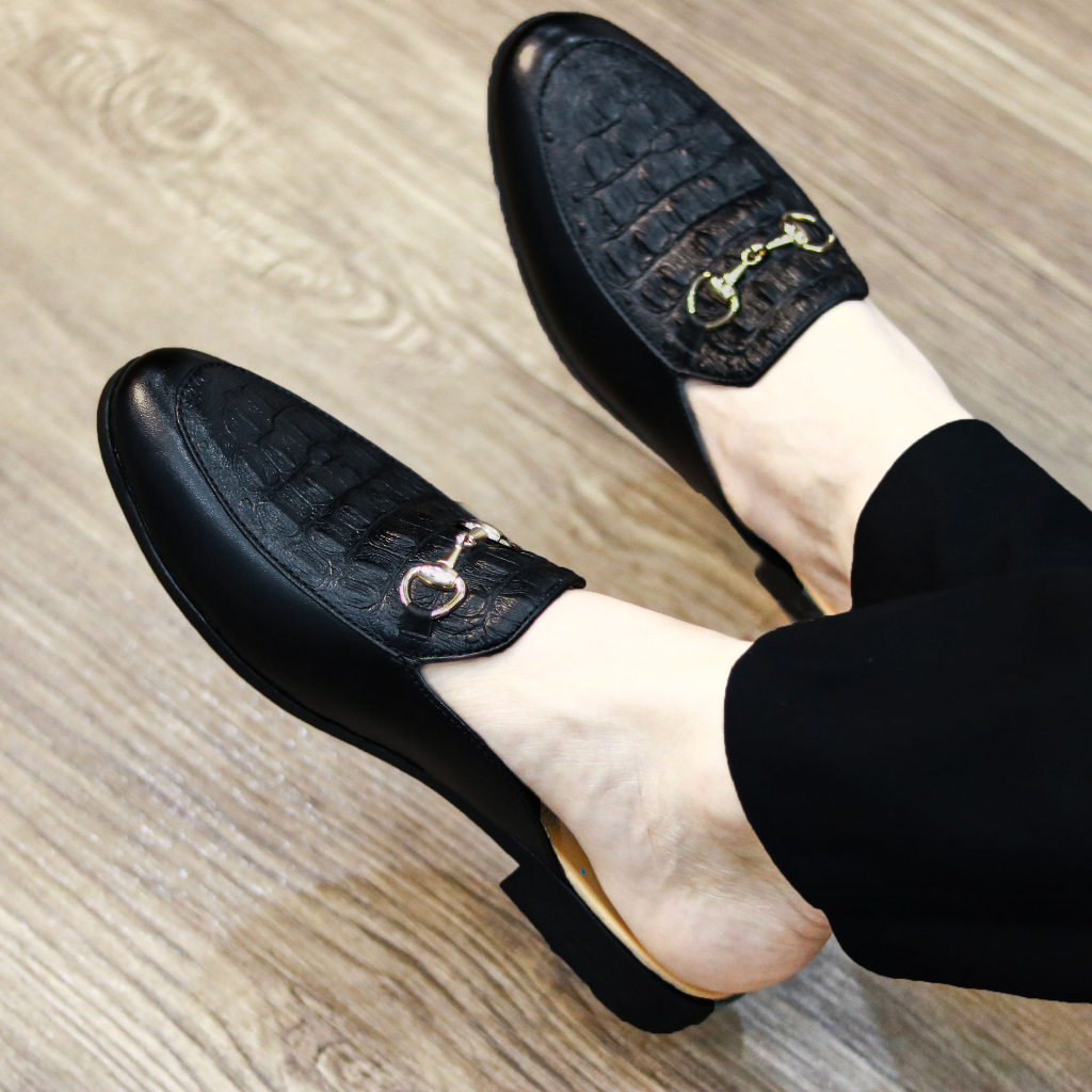 Giày Sục Nam Giá Rẻ Dập Vân Cá Sấu kết hợp Đai Vàng Mã L195