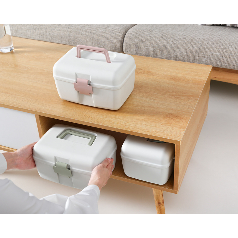 Hộp đựng thuốc gia đình có quai xách, thiết kế 2 tầng chia ngăn tiện lợi, chất liệu nhựa đảm bảo tiêu chuẩn y tế