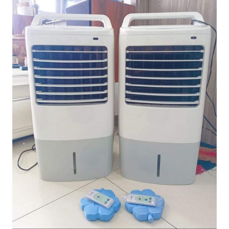 Quạt hoi nước Media ac120