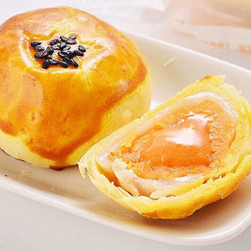 Bánh Trứng Chảy Ngàn Lớp nhân trứng muối tan chảy SIÊU NGON - Ăn vặt Hồng Bé