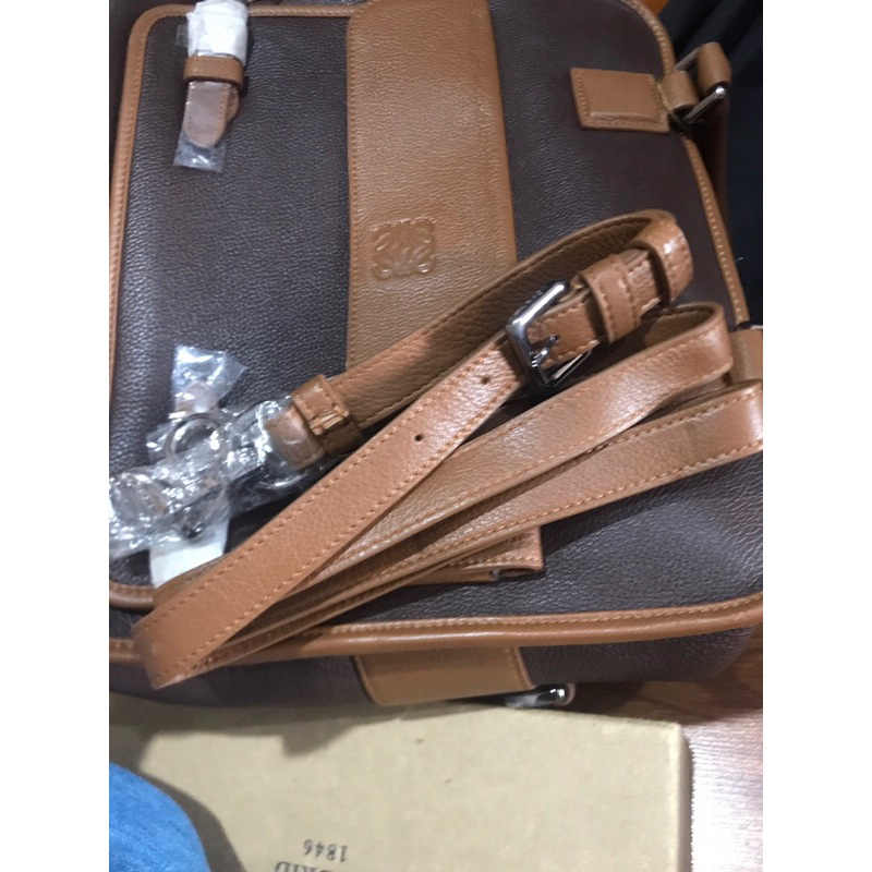 Túi loewe chính hãng 30cm