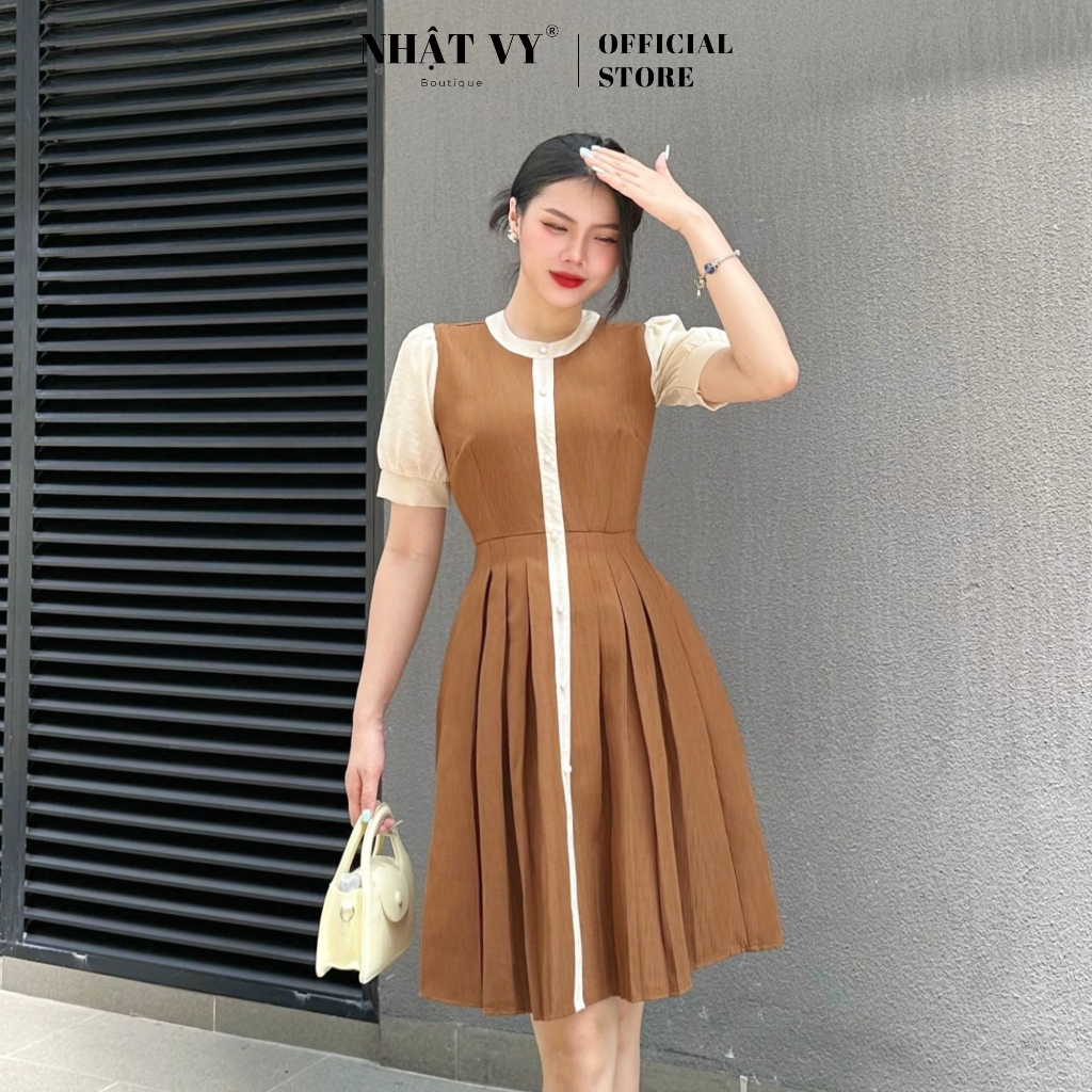 Đầm công sở Nhật V cổ tròn đính cúc tay lửng xếp ly dáng xòe chất bố xước phù hợp đi chơi dạo phố sang chảnh - D2758