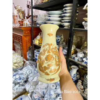 Lọ hoa men vàng kim