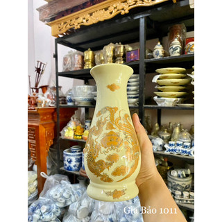 Lọ hoa men vàng kim