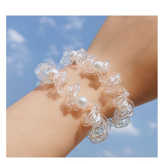 1 chiếc dây buộc tóc lò xo trong suốt