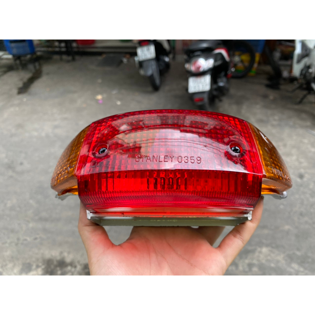 ĐÈN LÁI  DREAM LÙN