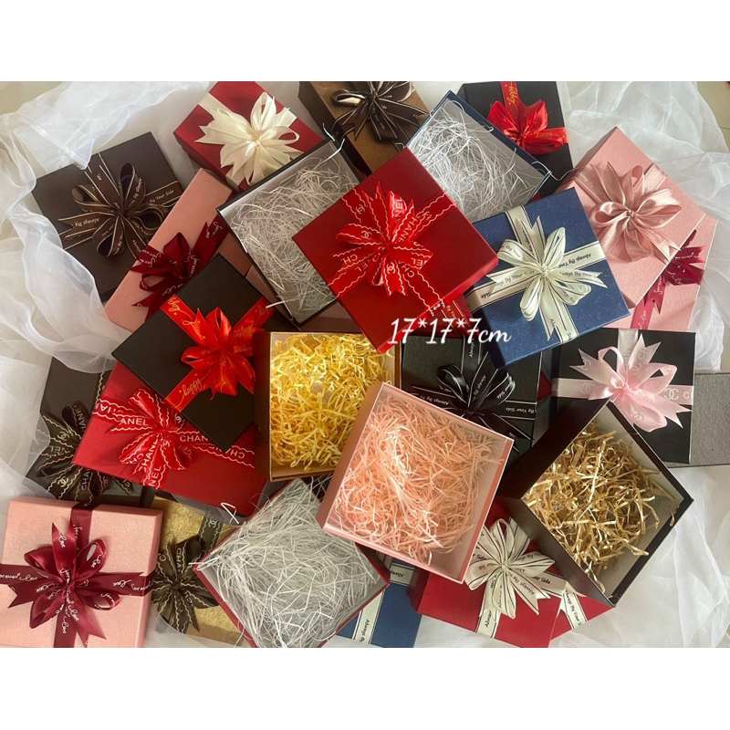 Hộp quà tặng kèm nơ - giấy rơm cao cấp 17*17*7cm