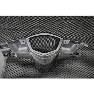 Ốp đầu sau / bợ sau màu đen exciter 135 bợ sau hàng chính hãng Yamaha.