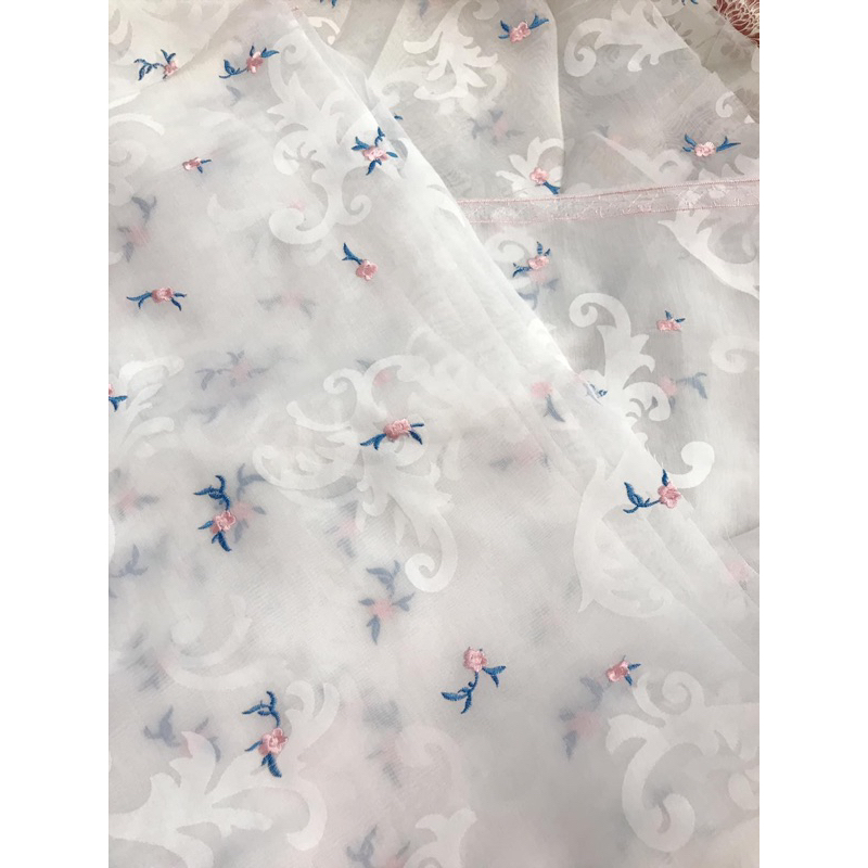 Vải tơ nến trắng thêu hoa - khổ 1,5m
