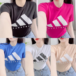 Áo thun cổ tròn tay ngắn