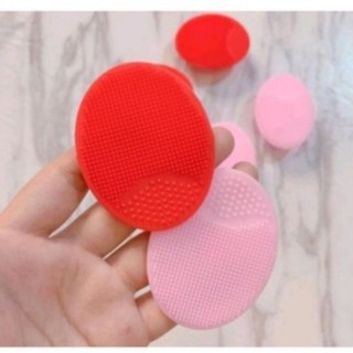 Miếng silicon gội đầu an toàn cho trẻ sơ sinh