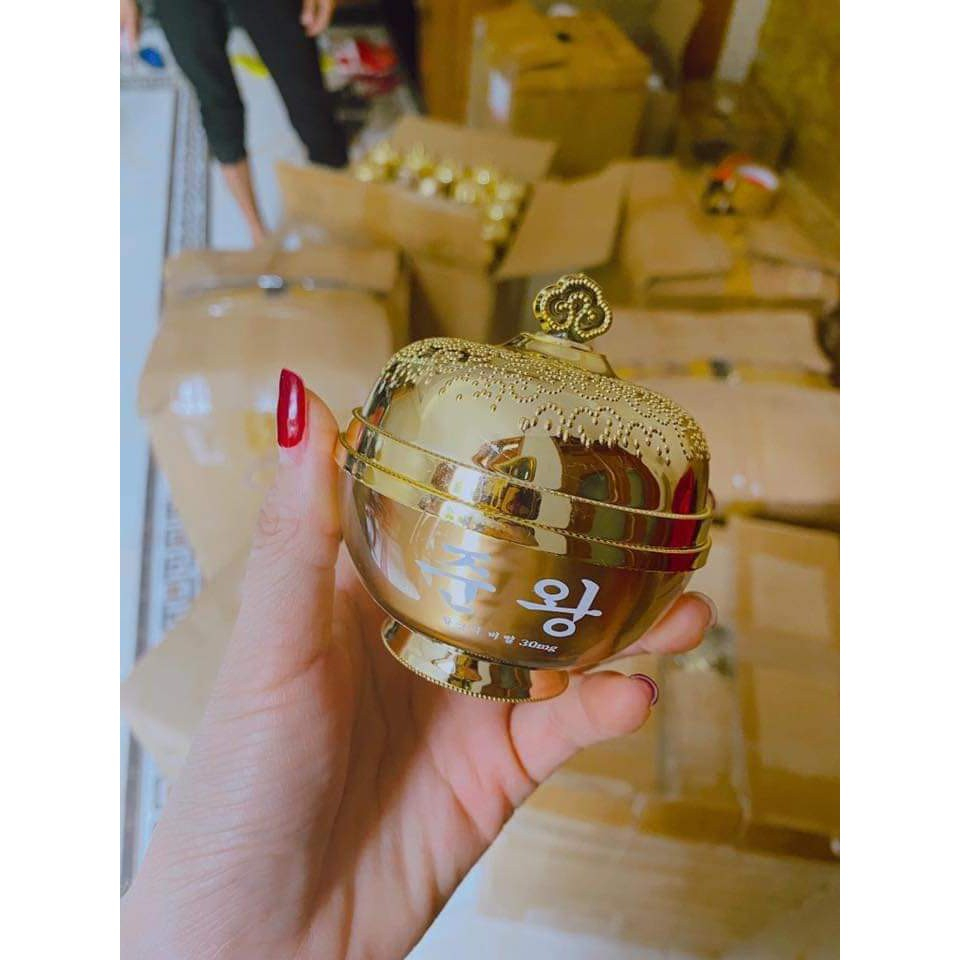 Kem dưỡng sâm Nhung hưu căng mịn và tươi sáng dưỡng trắng da Hàn Quốc