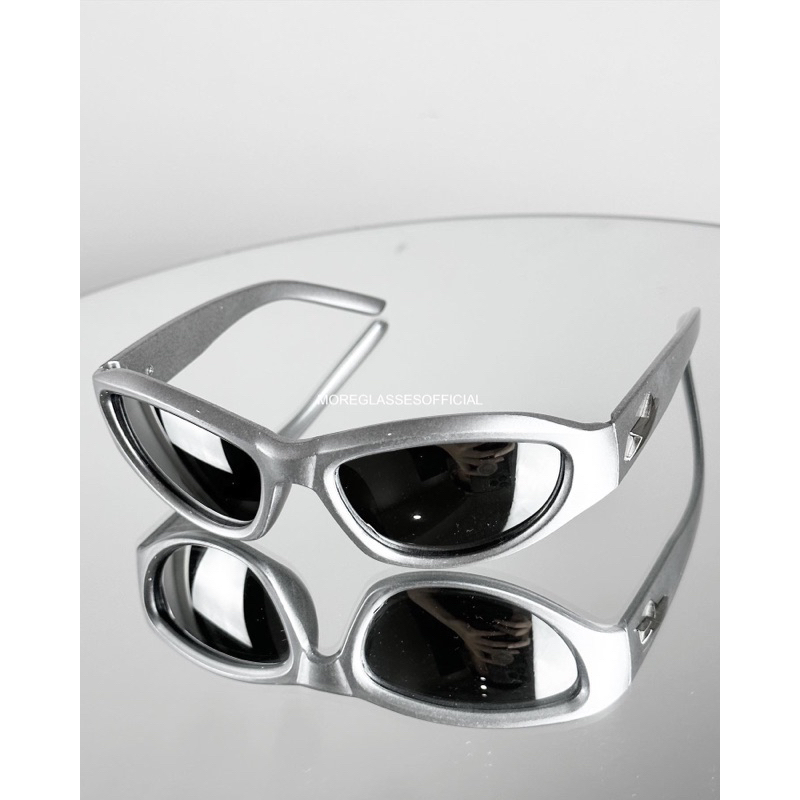 Kính mát có sẵn MOREGLASSES hoạ tiết ngôi sao phong cách thời trang nam nữ Y2K Punk 2023 chống UV 400 ảnh thật