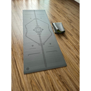 Thảm yoga cao su du lịch 2mm mặt nhám chống trơn tuyệt đối Clover Kèm túi