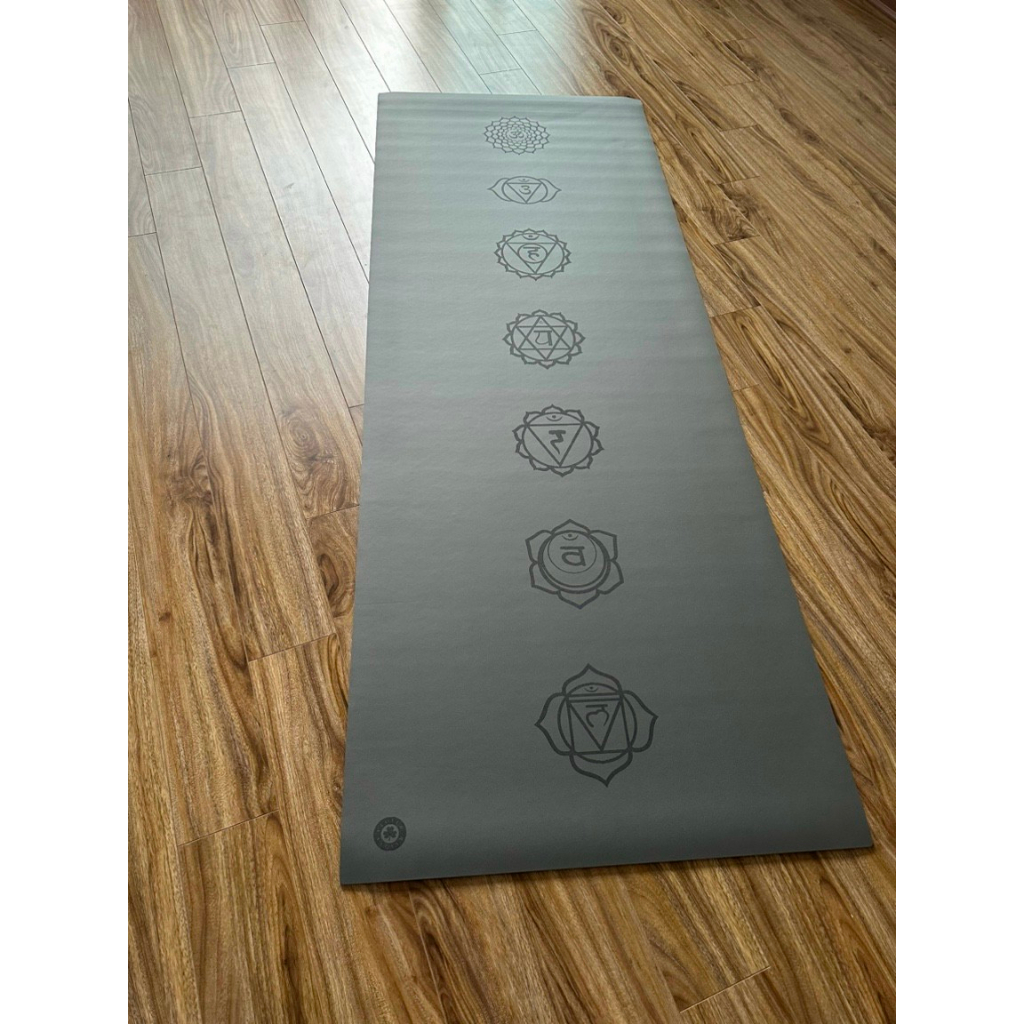 Thảm yoga cao su du lịch 2mm mặt nhám chống trơn tuyệt đối Clover Kèm túi