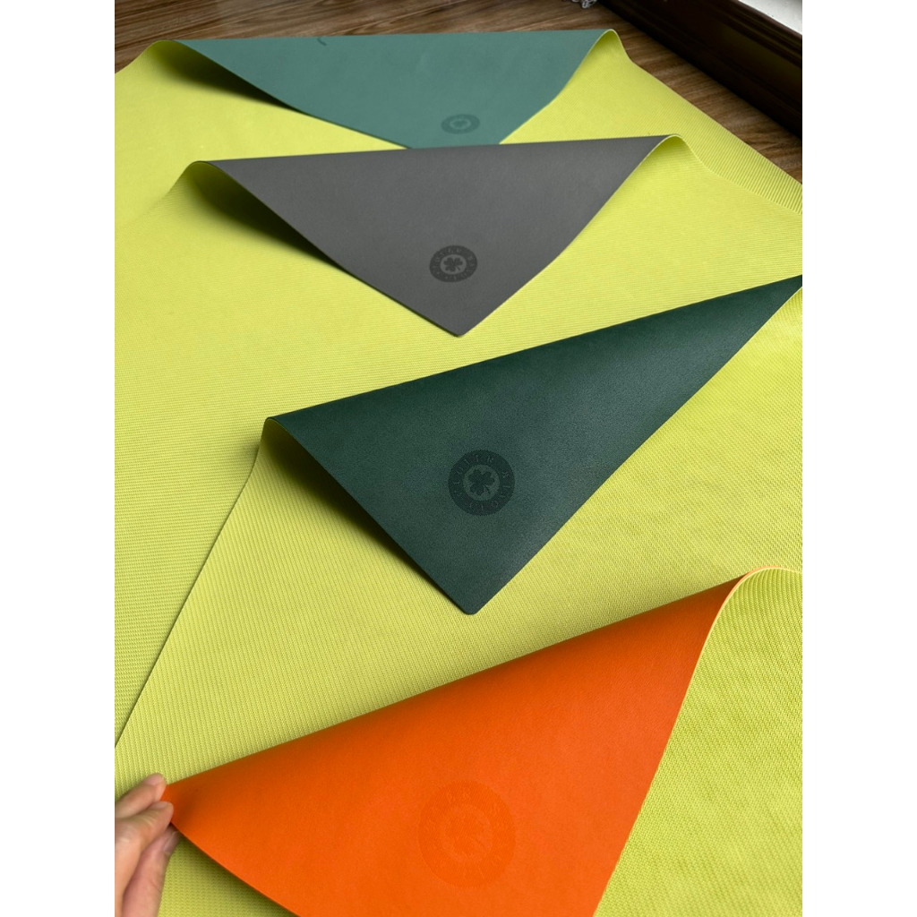 Thảm yoga cao su du lịch 2mm mặt nhám chống trơn tuyệt đối Clover Kèm túi