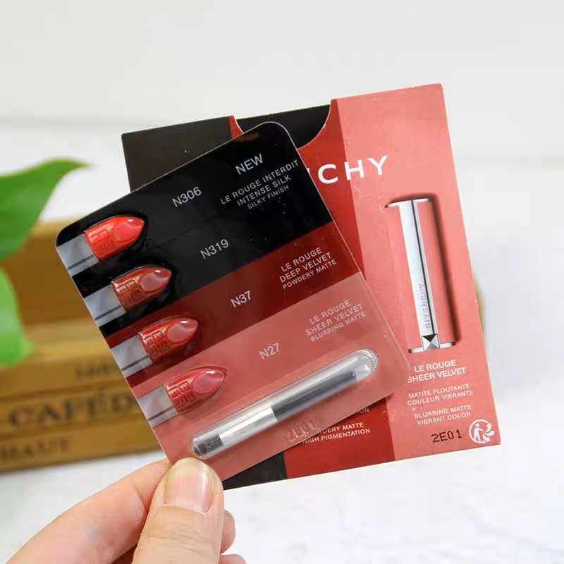 Mẫu thử son màu Given Le Rouge Interdit