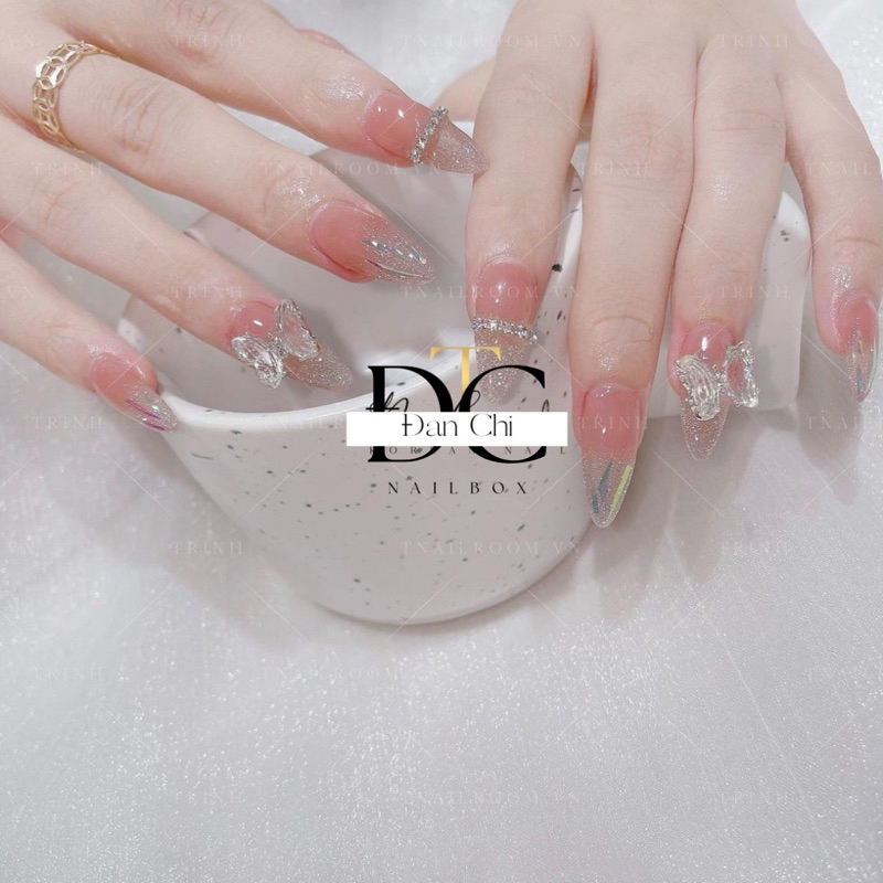 Nailbox Móng Úp Thiết Kế Sẵn Mẫu Thạch BLing Bling Charm Bướm