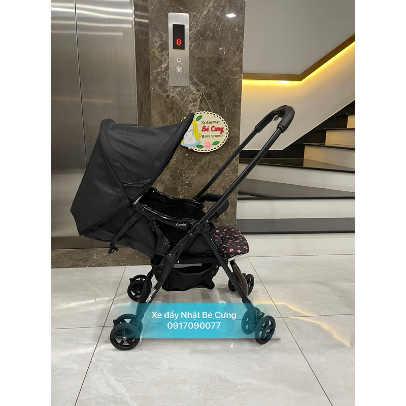 Xe đẩy combi mechacal first siêu gọn nhẹ màu đen