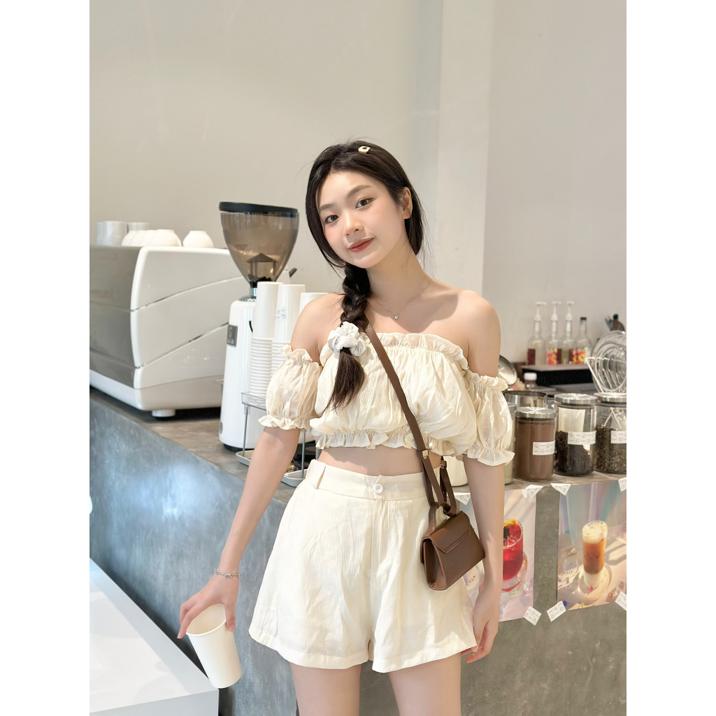 Set áo bẹt vai croptop nhún bèo tiểu thư kèm quần cạp cao cài khuy cúc - 29feb.closet - S100
