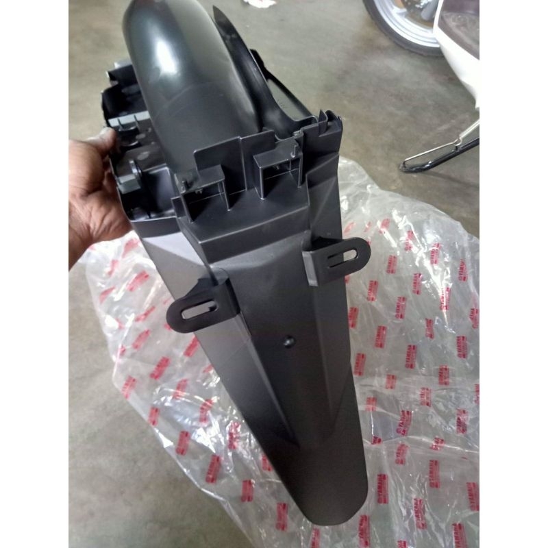 Đuôi dè xe Sirius 50 và 110cc chính hãng zin xịn sò