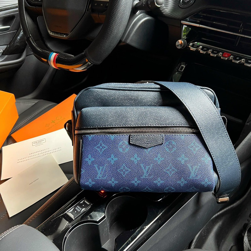 Túi xách nam đeo chéo