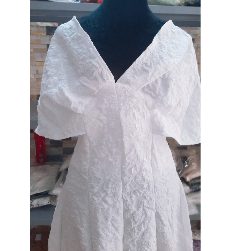 Đầm trễ vai thời trang nữ chất gấm xếp tầng vai dáng váy maxi dài xoè