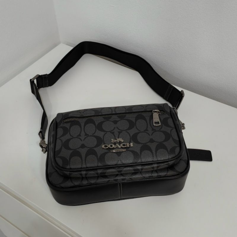 🌈 Coach | Messenger & Shoulder Bags Thiết kế trẻ trung, năng động