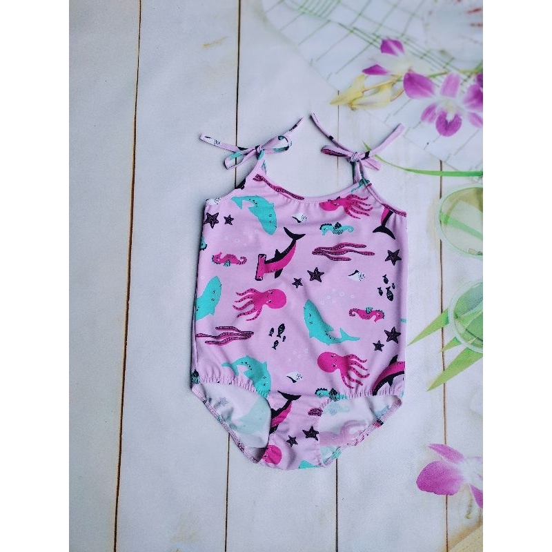 Bikini liền mảnh