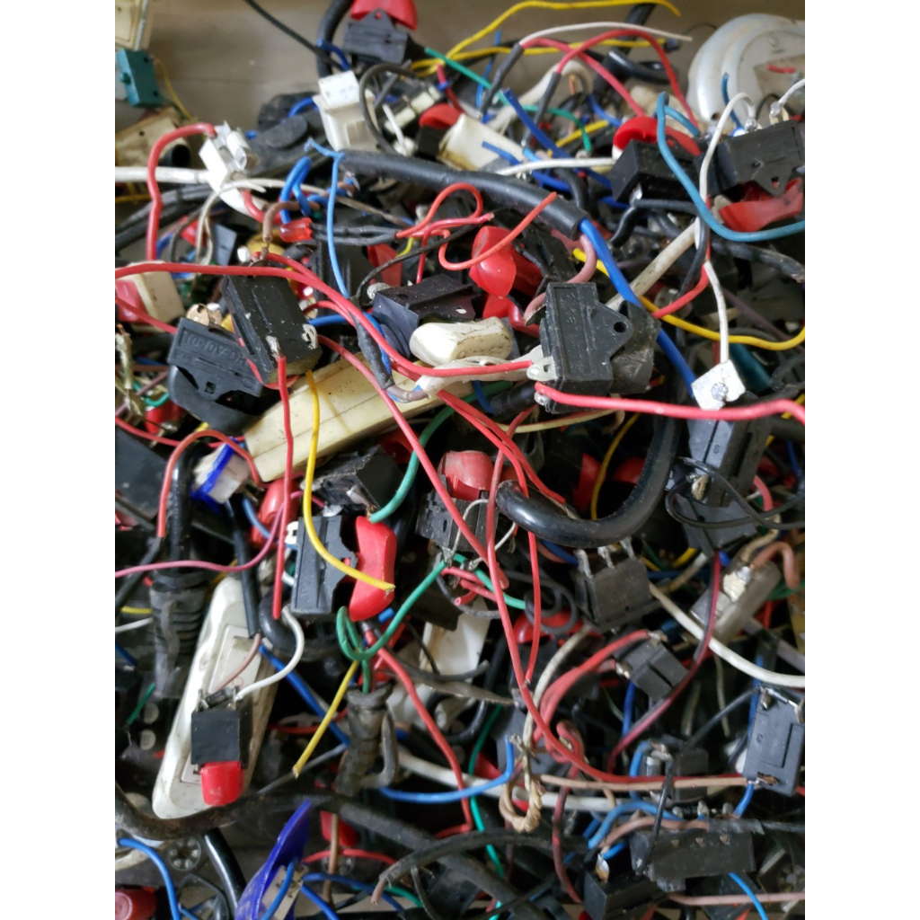 Công tắc máy sấy tóc tháo dỡ máy