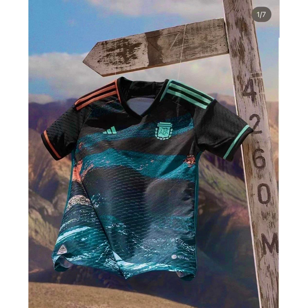 Bộ Quần Áo Đá Banh Argentina Mới Nhất