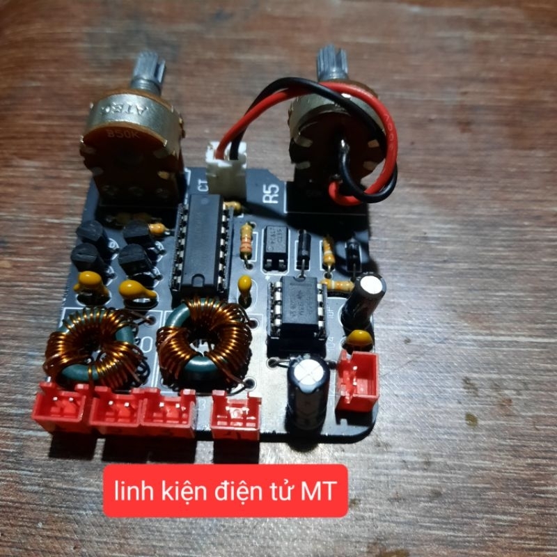 Bo lái cầu H 4047 trộn IC555. Bao ae không bị dẫn thẳng