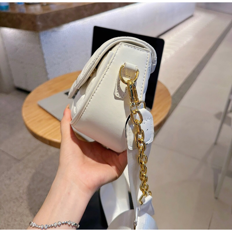 Túi bao tử Y S L da mền bản 2 dây