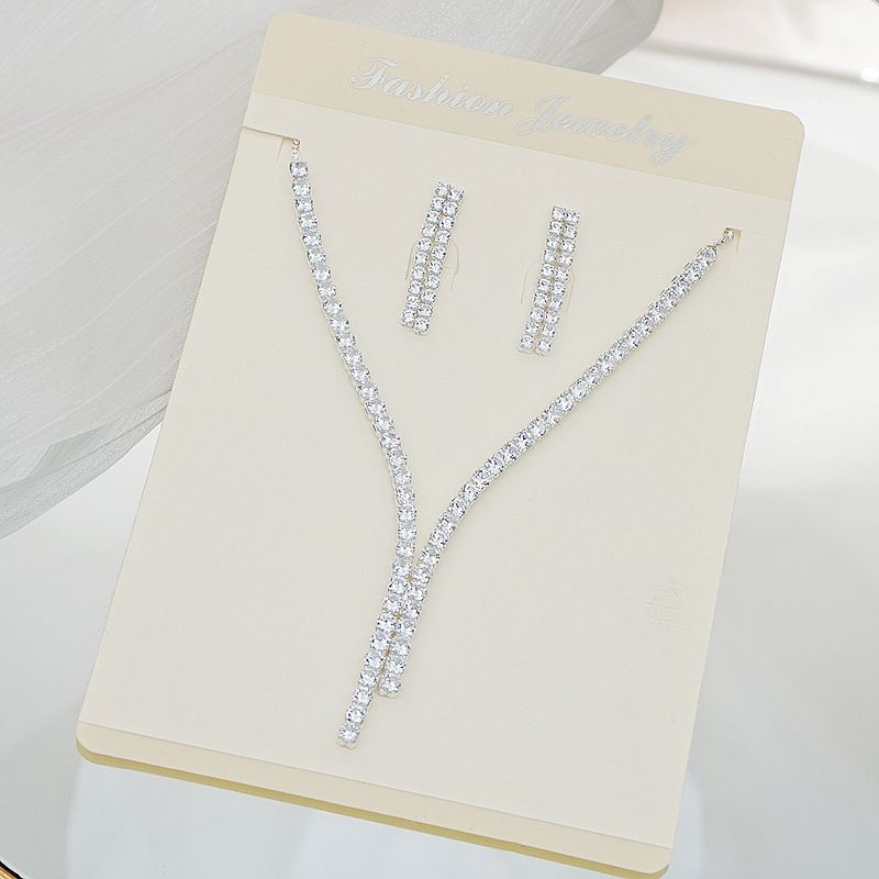 Bộ phụ kiện đi tiệc