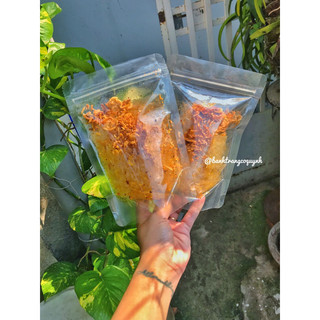 Bánh tráng miếng vuông sate tỏi hành phi
