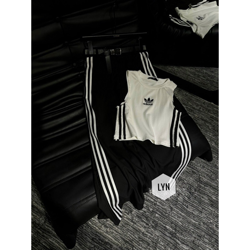 Chân Váy Viền Kẻ Sọc Kèm Belt Vừa Điệu Đà Vừa Cá Tính LYN.Clothes Chân Váy Dáng Xuông Dài Màu Đen Chất Thun
